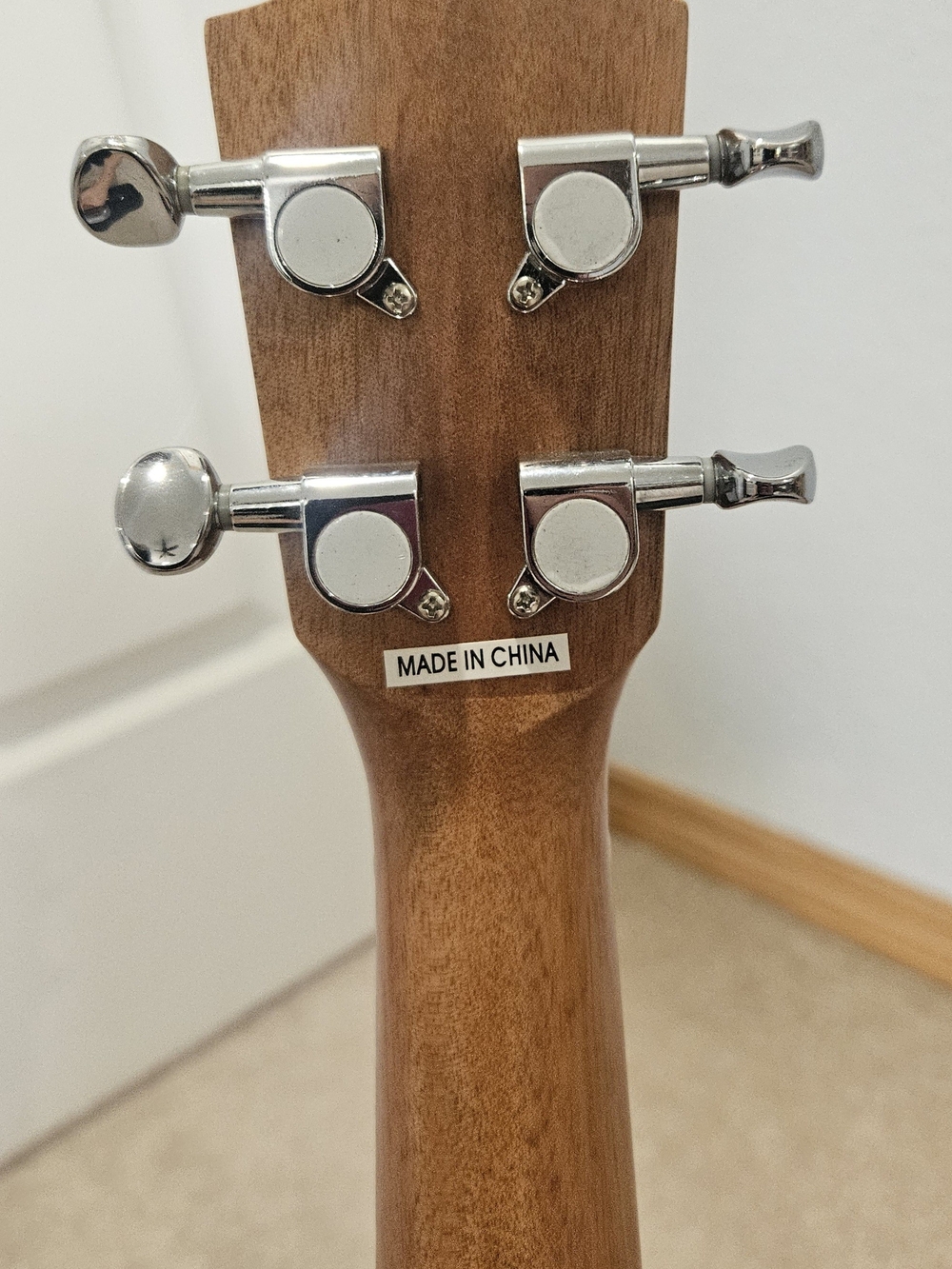 Concert Ukulele - Picture 8 of 10